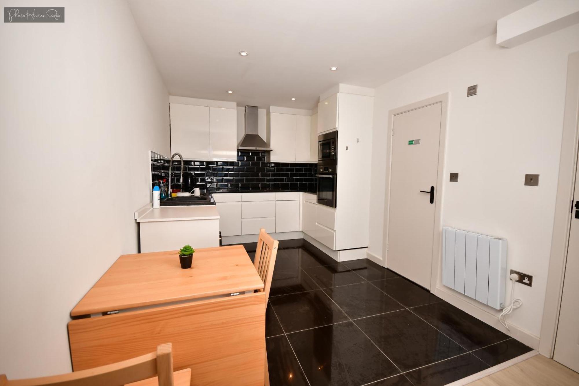 Maison d'hôtes Morden Stratford 2 With Shared Bathroom Londres